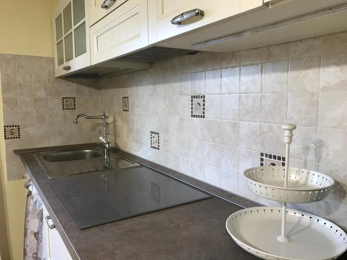 Apartmán Rosa Di Maggio Pari 0*,