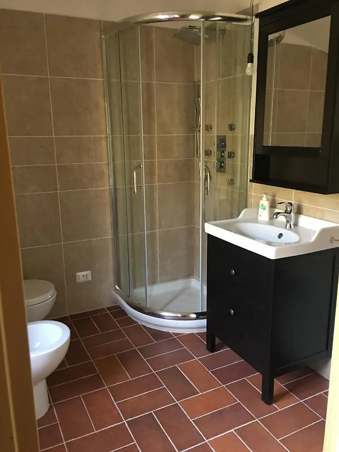 Ferienwohnung Rosa Di Maggio Pari