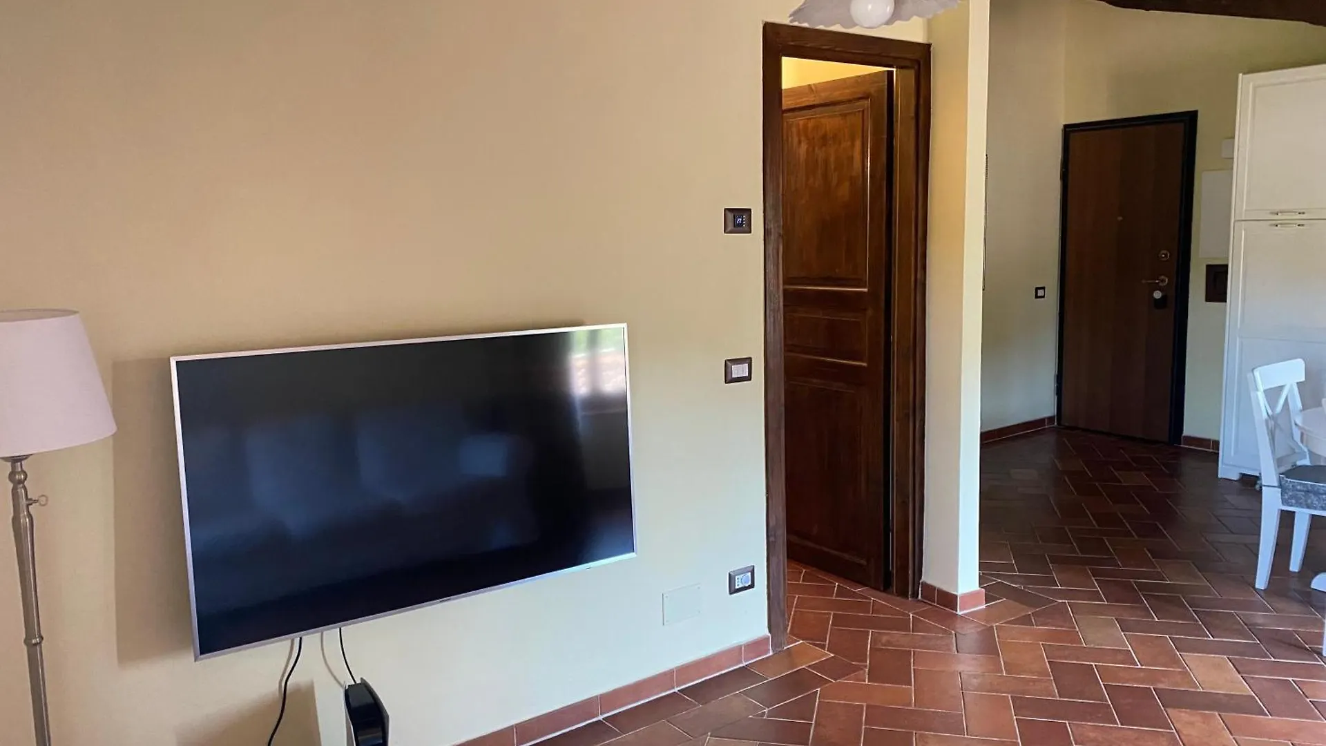 Ferienwohnung Rosa Di Maggio Pari