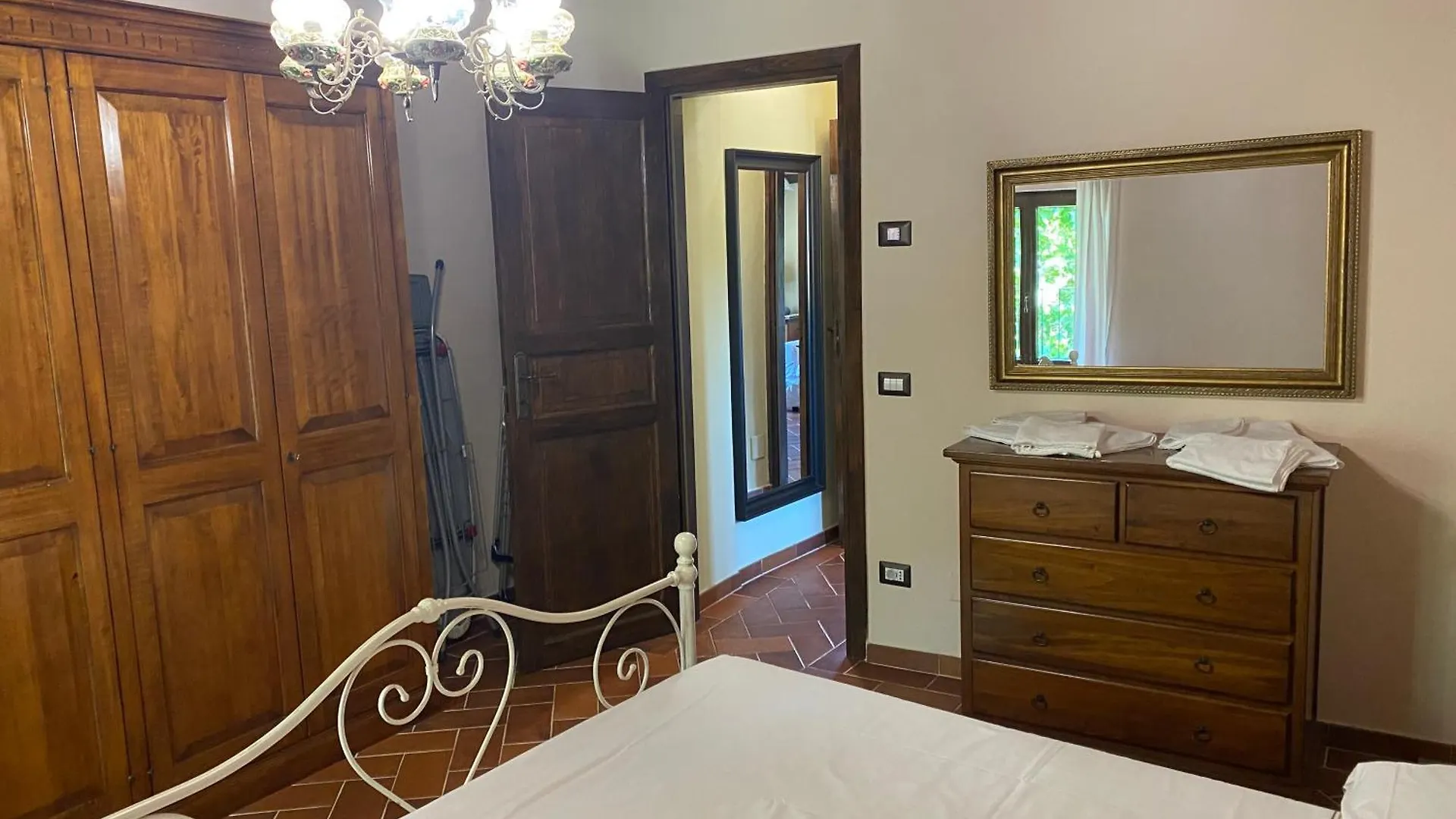 Ferienwohnung Rosa Di Maggio Pari Italien
