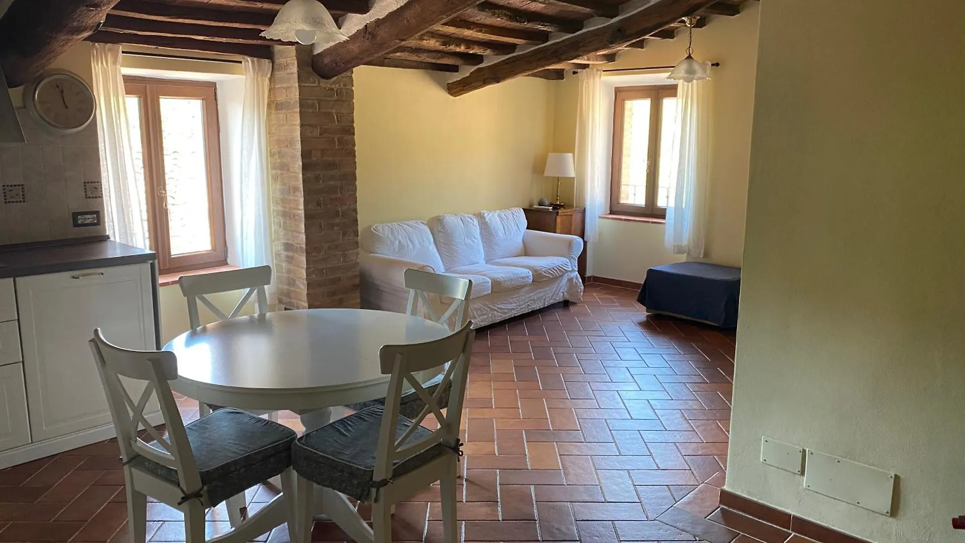 Apartamento Rosa Di Maggio Pari